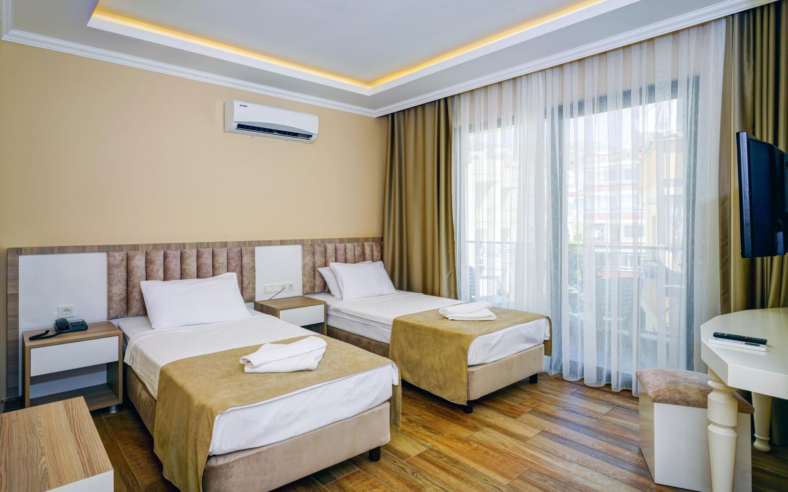 Standart İki Kişilik Oda